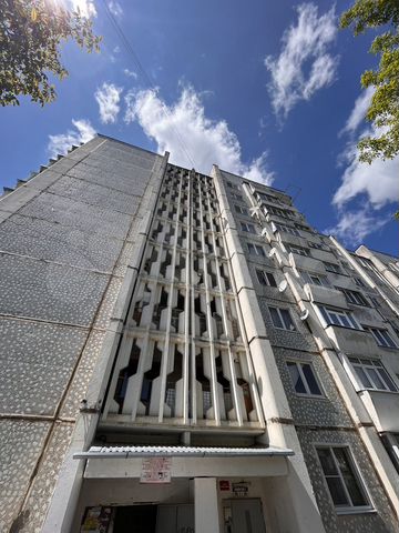 2-к. квартира, 50 м², 8/9 эт.