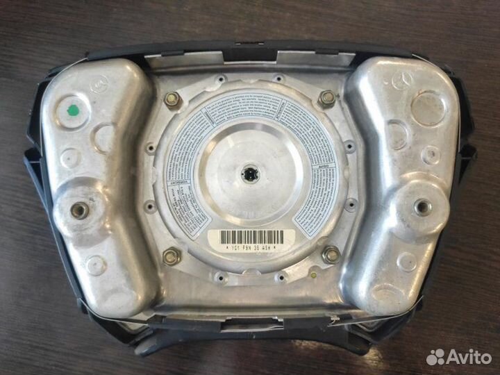 Подушка безопасности в руль Mercedes G 320 4X4 463