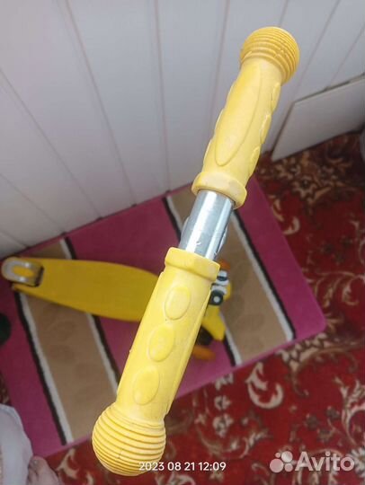 Самокат детский трехколесный