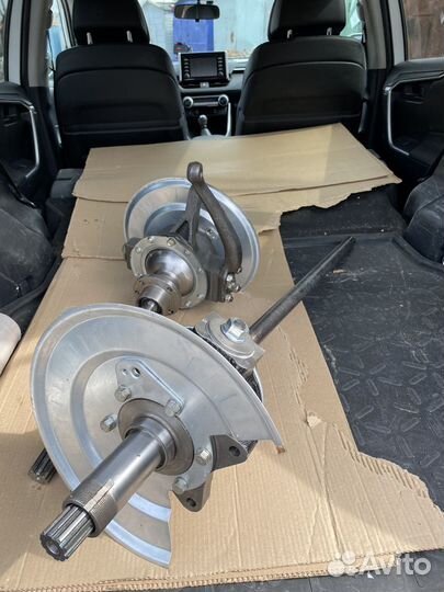 Кулак поворотный УАЗ 3163 Патриот со шрусом