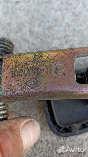 Kangoo docker Largus ограничитель задней двери