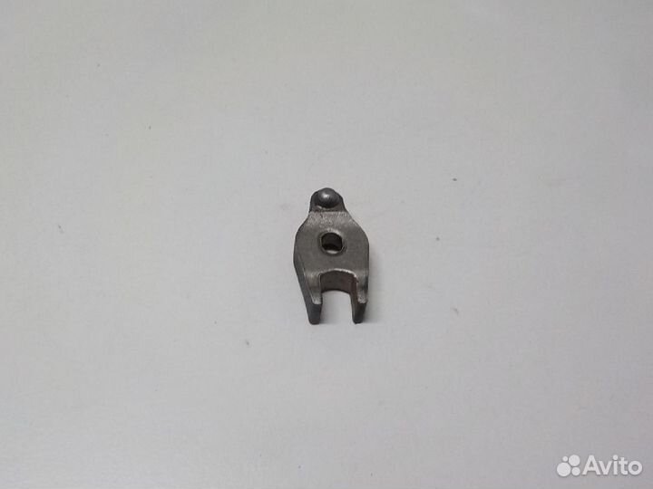 Кронштейн форсунки ford