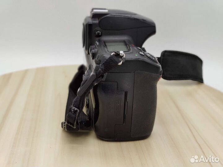 Nikon d700 body