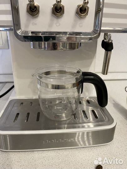 Кофеварка рожковая Polaris PCM 1538E, белая
