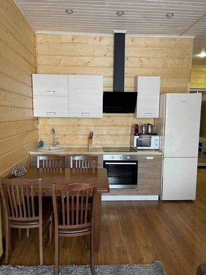 Дом 40 м² на участке 10 га