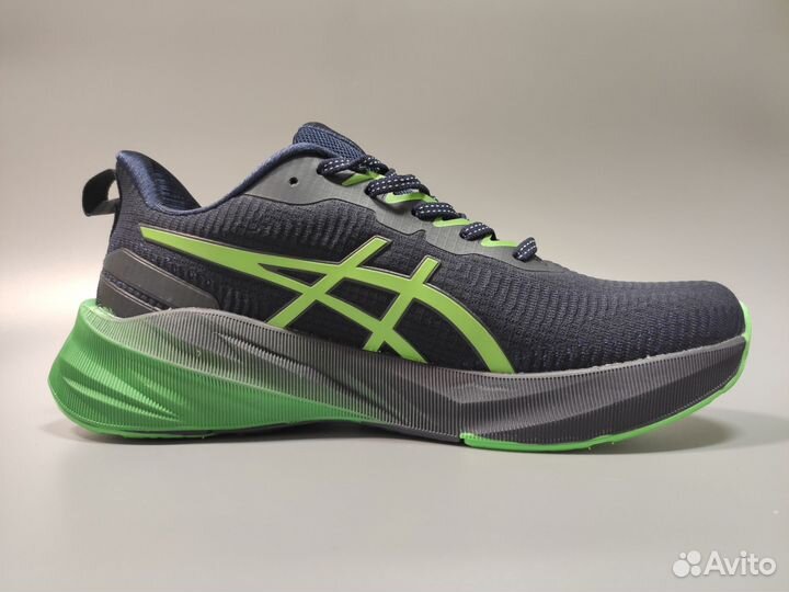 Кроссовки asics novablast 3