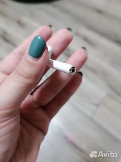 Беспроводные наушники apple airpods