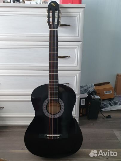 Гитара новая 