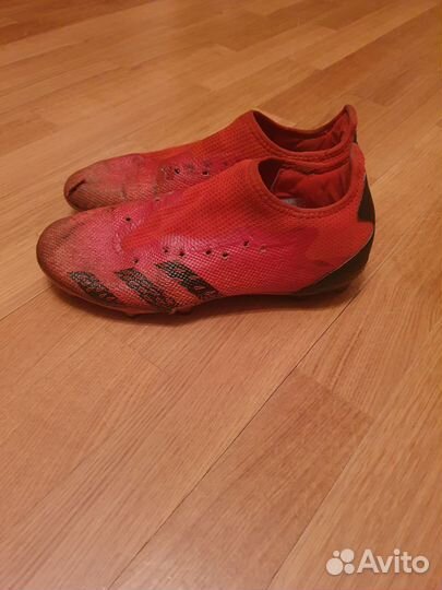 Бутсы adidas predator