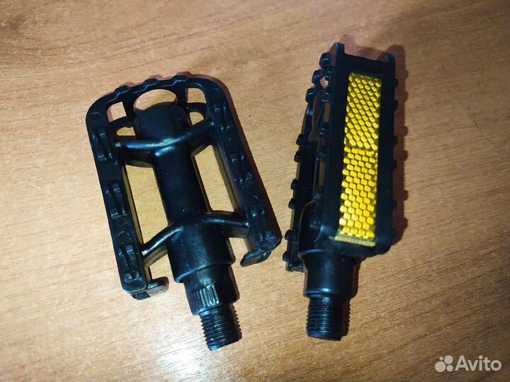 Педали резьба 1/2