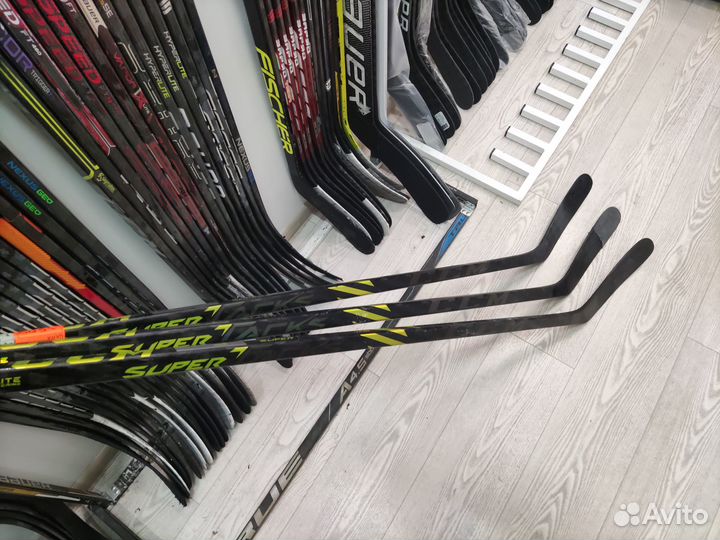 Хоккейные клюшки