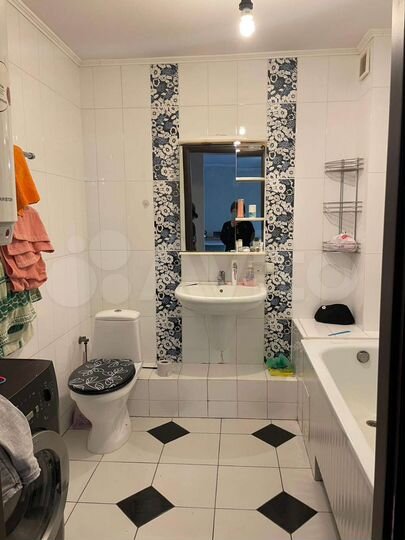 2-к. квартира, 72 м², 1/2 эт.