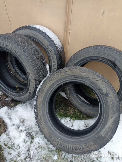 Continental ContiIceContact BD 225/65 R17
