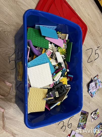 Большая коробка с Лего Френдс оригинал