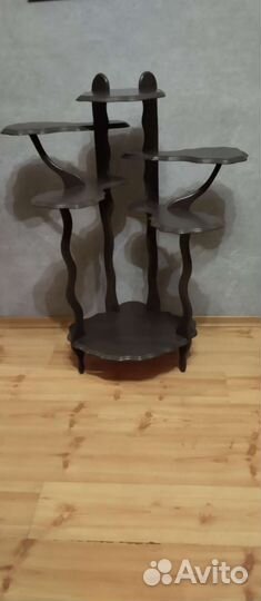 Напольная деревянная подставка для цветов