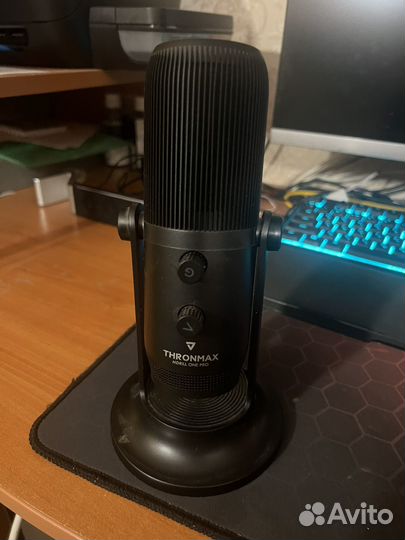 Микрофон Thronmax one pro