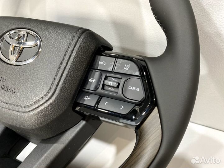 Руль Toyota Land Cruiser 300 (подходит на дорест)