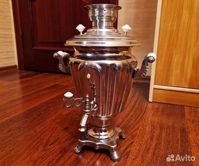 Самовар тульский Тюльпан 3л СССР 1971 цвет серебро