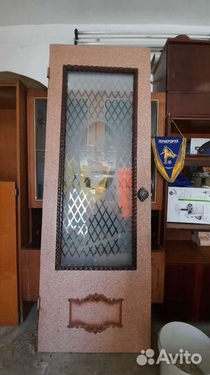 Продам двери межкомнатные бу