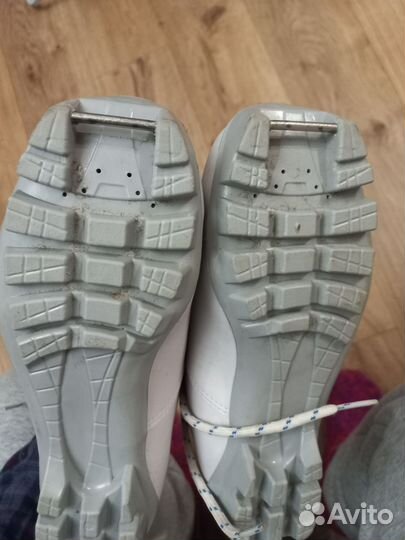 Лыжные ботинки 34 и 36 eu