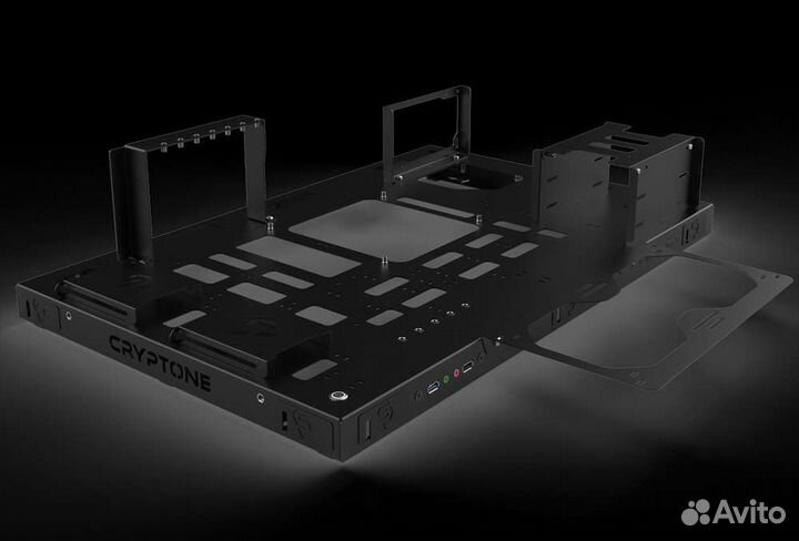 Настенный компьютерный стенд