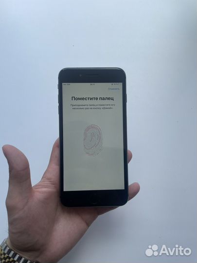 iPhone 8 plus 64gb