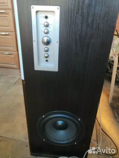 Напольная акустика