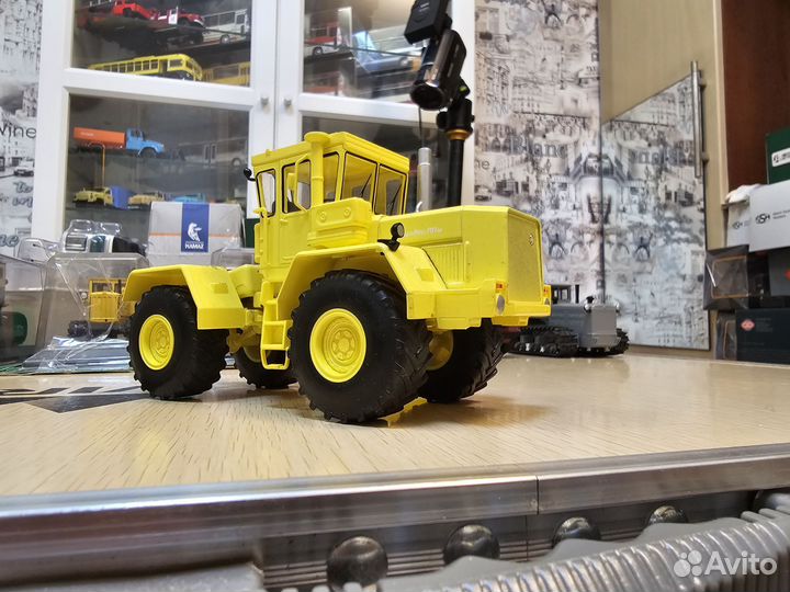 Модели тракторов 1:43