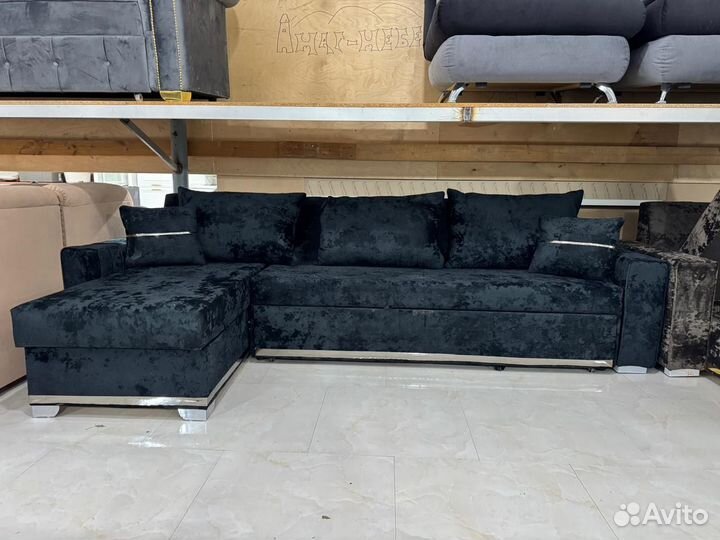 Диван с углом