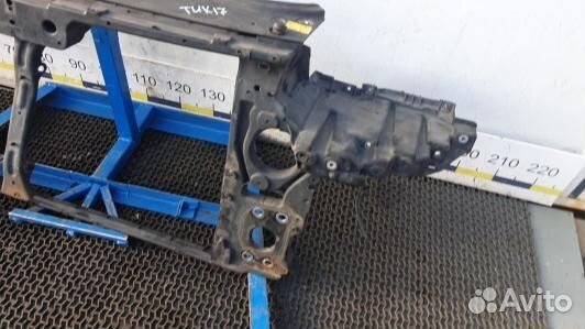 Передняя панель крепления облицовки (телевизор) vo