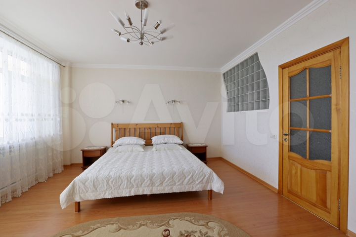 2-к. квартира, 62 м², 2/6 эт.