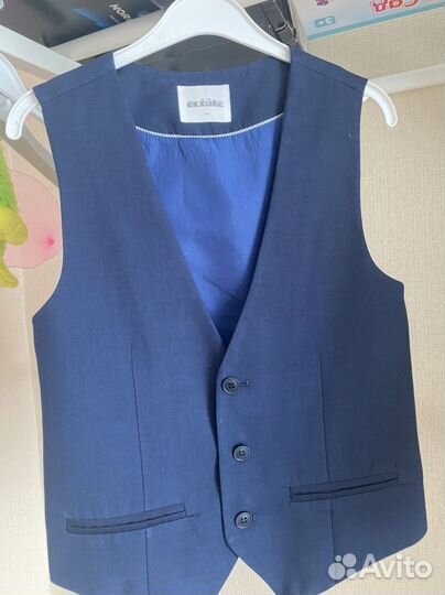 Школьные жилетки 140-146