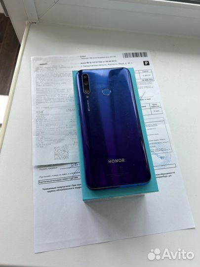 Телефон Huawei 10i