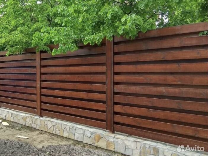 Деревянный забор