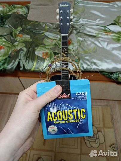 Гитара акустическая
