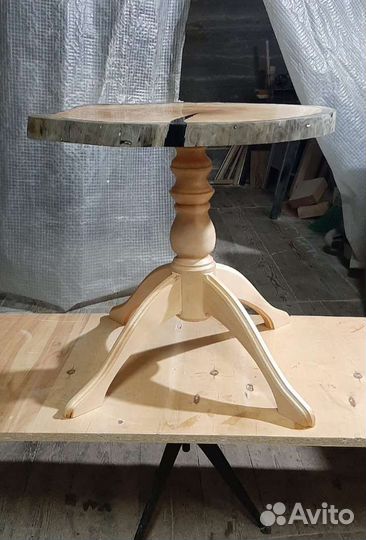 Кофейный столик