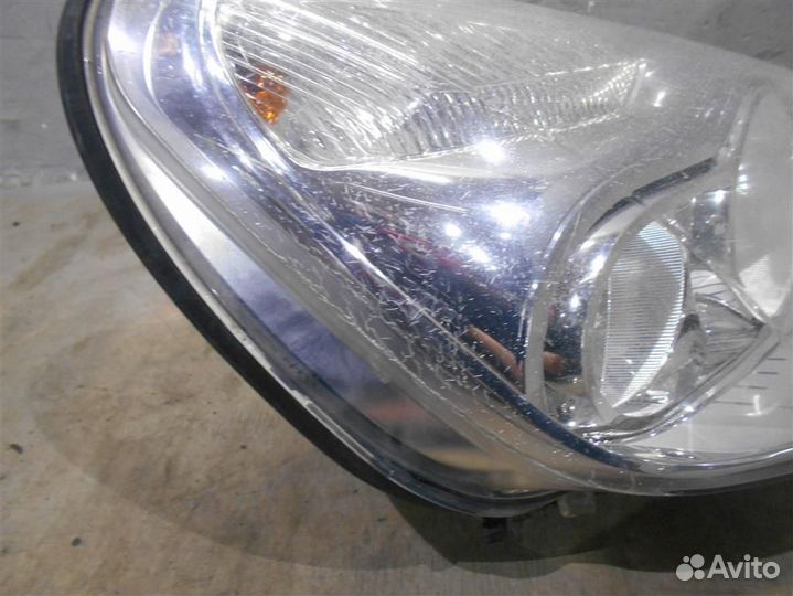 Фара правая от Ford S-MAX 2006-2015