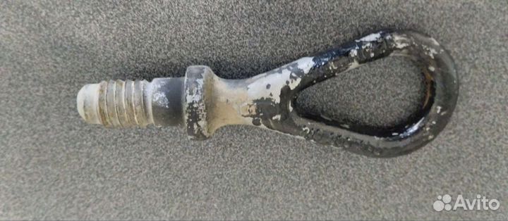 Буксировочный крюк audi a4 b6