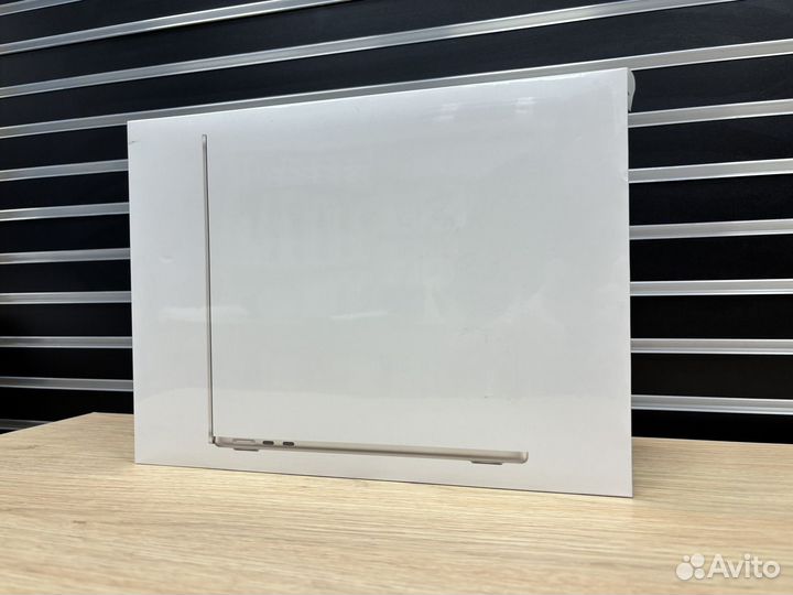 MacBook Air 13 M3 8/256GB Starlight