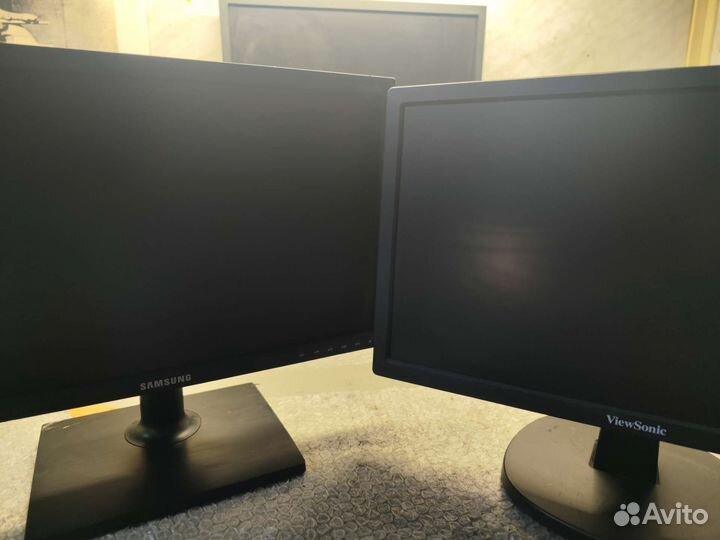 Монитор Samsung 19 дюймов