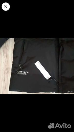 Мужской пуховик Calvin clein 52 новый