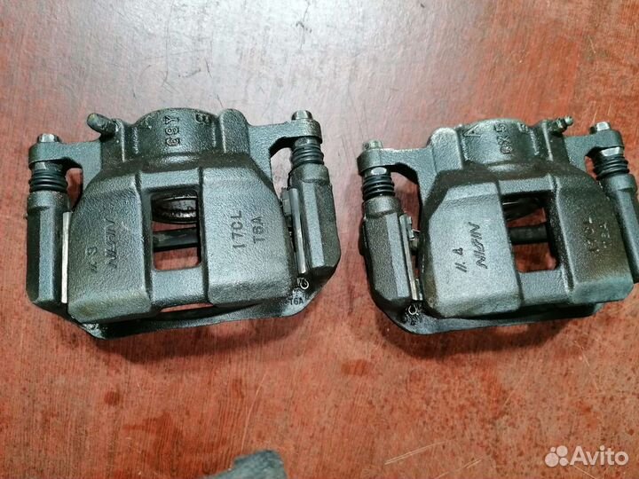 Суппорт передний Honda Stepwgn RP