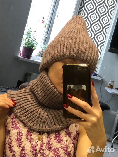 Шапка со снудом женская