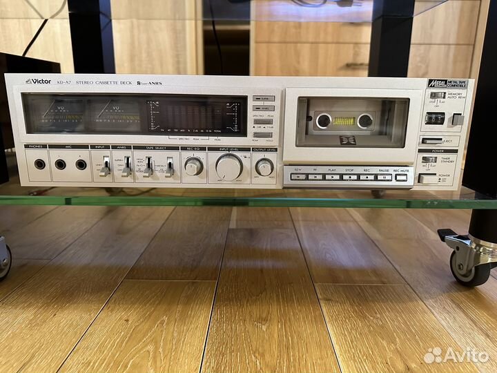 Кассетная дека Victor (JVC) KD-A 7 с фирменной кор