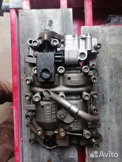 Масляный насос volkswagen 2.0 TDI, 03G 103 537B