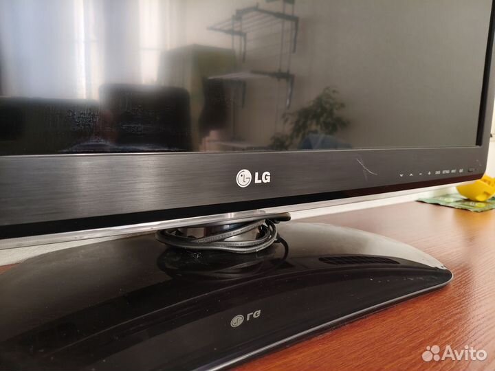 Телевизор LG 32LS3500