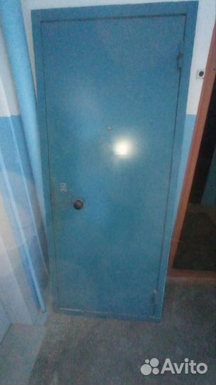 Дверь входная металлическая бу