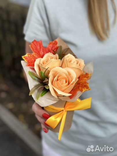 Букет к 1 сентября из мыльных роз