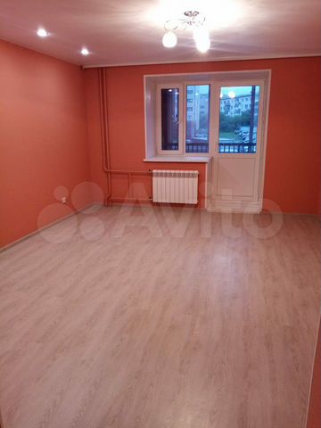 2-к. квартира, 64 м², 1/10 эт.