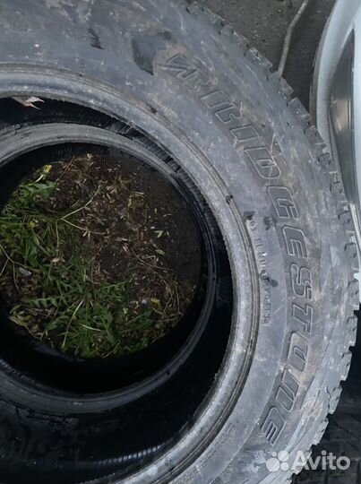 Bridgestone B249 275/60 R20